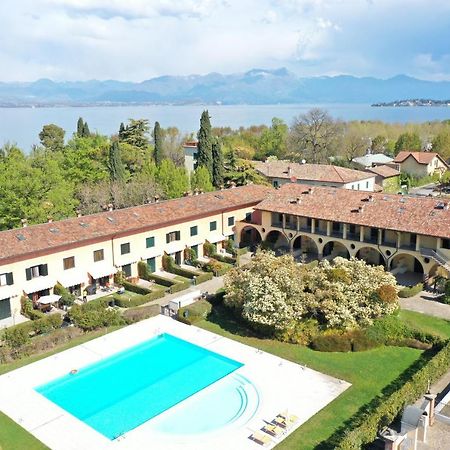 Dolce Blu Sirmione Lägenhet Rivoltella del Garda Exteriör bild
