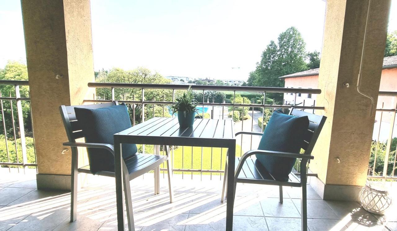 Dolce Blu Sirmione Lägenhet Rivoltella del Garda Exteriör bild