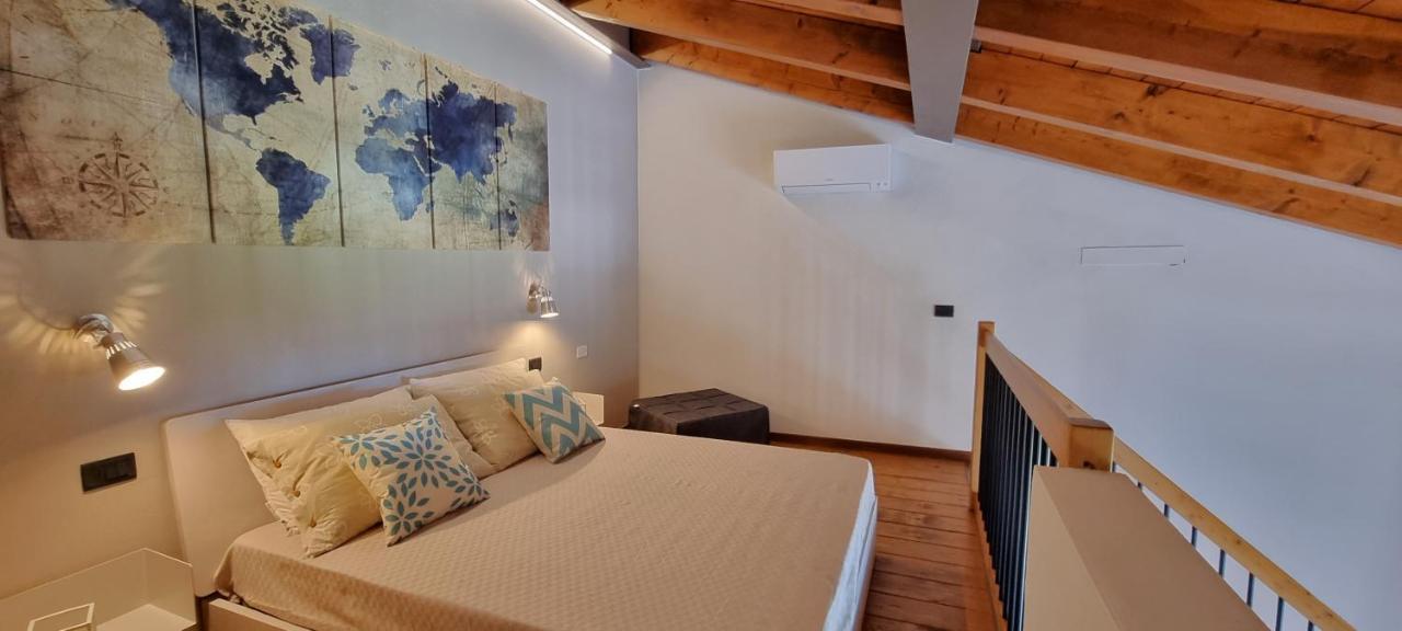 Dolce Blu Sirmione Lägenhet Rivoltella del Garda Exteriör bild