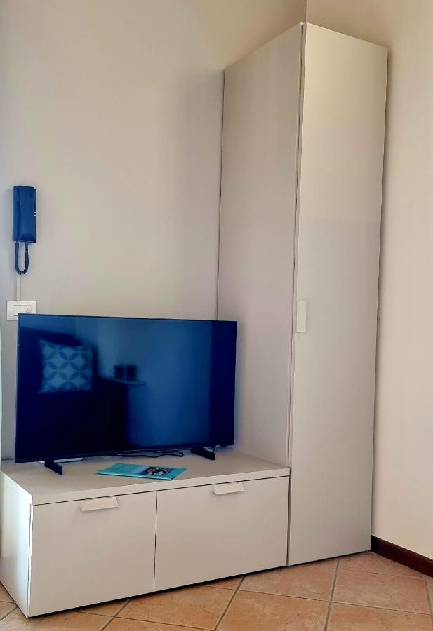 Dolce Blu Sirmione Lägenhet Rivoltella del Garda Exteriör bild