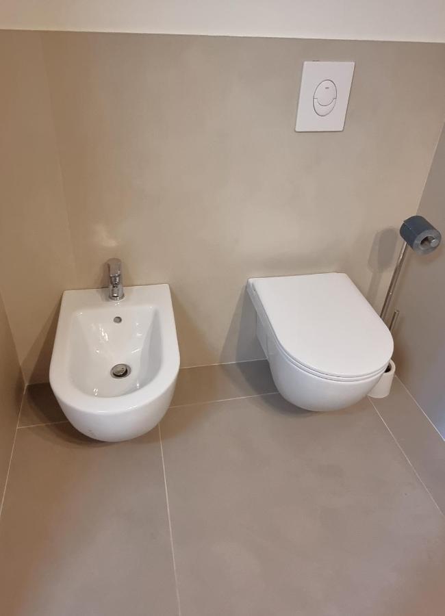 Dolce Blu Sirmione Lägenhet Rivoltella del Garda Exteriör bild